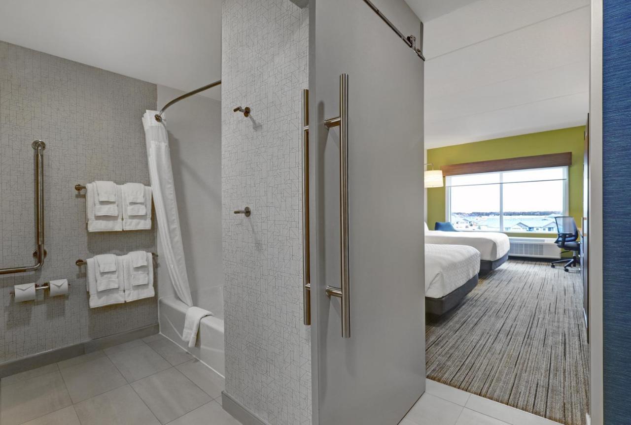 Holiday Inn Express & Suites - Port Elgin Buitenkant foto