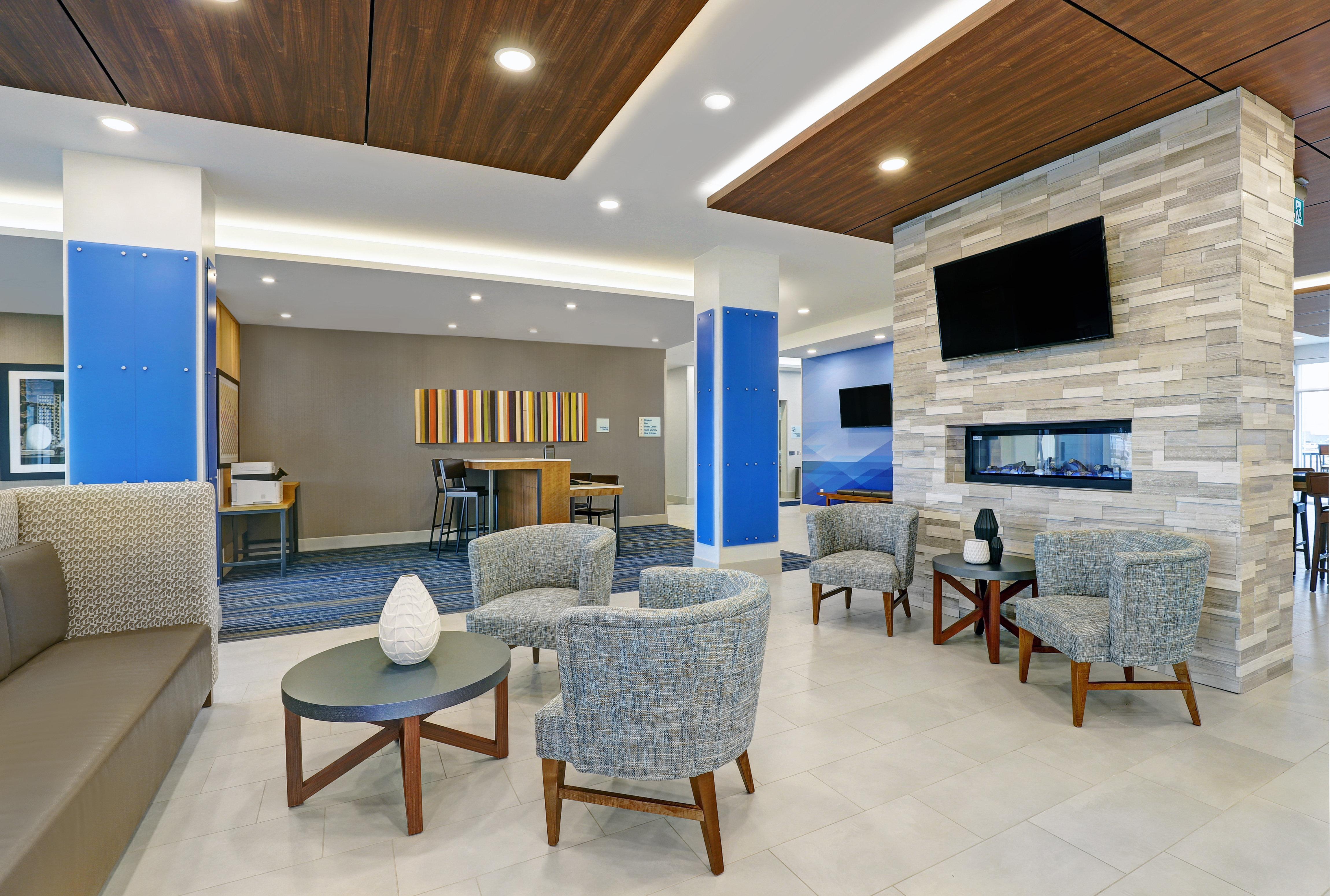 Holiday Inn Express & Suites - Port Elgin Buitenkant foto